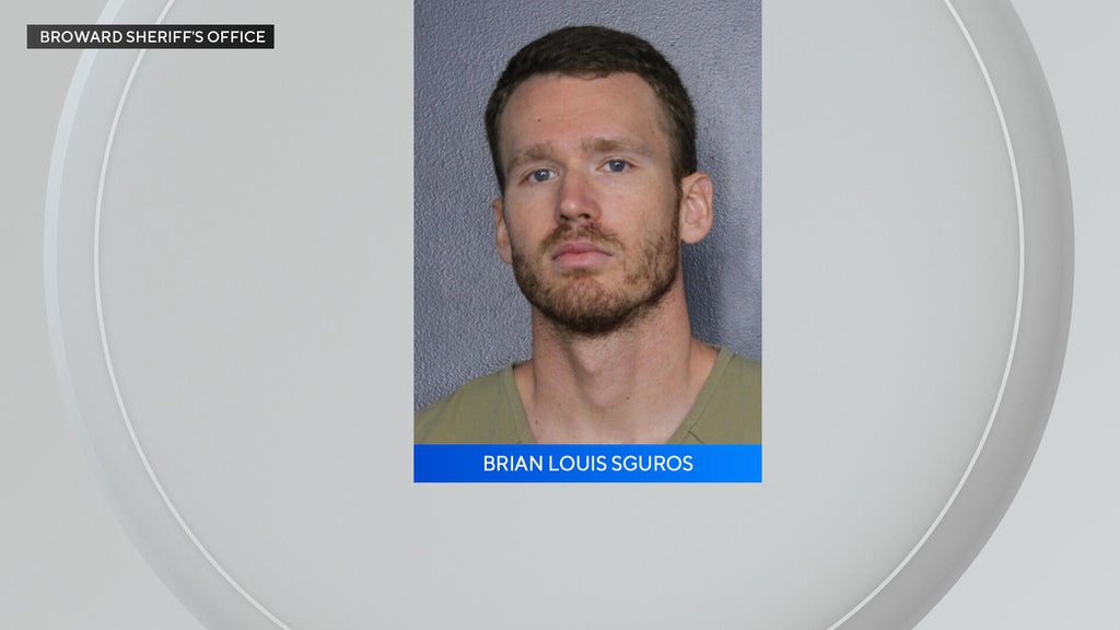 Suspended Broward officer accused of taking over deceased man's identity and home bonds out of jail — CBS Miami, Sydney Real Estate news