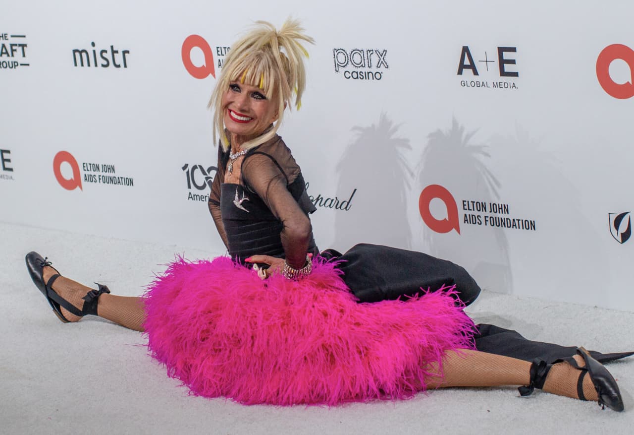 Designer Betsey Johnson takes $7 million SoCal home off the market — Sydney Business news