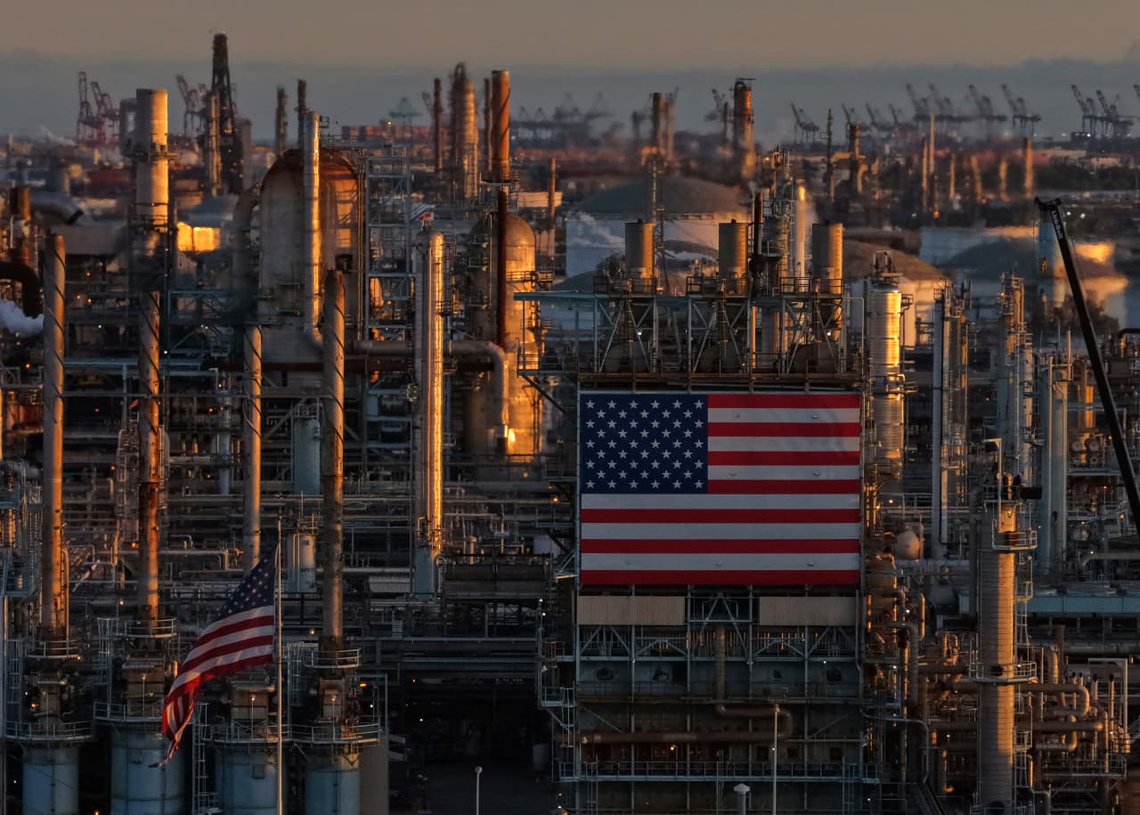U.S. oil-refinery stocks are up roughly 150% this year. How long could this historic run last? — Sydney Sports news