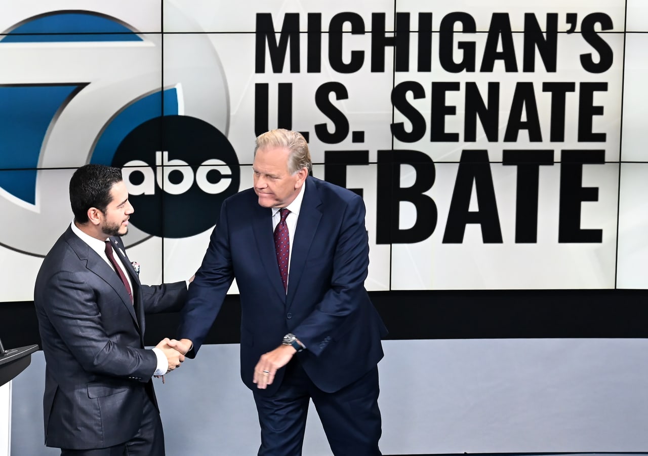 A bigger-than-expected win for Democrats in the midterms could deliver ‘short-lived weakness’ for stocks, strategists say — Sydney Business news