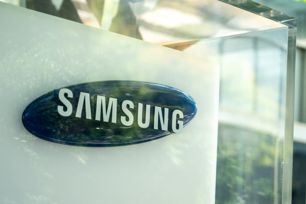 Samsung Electronics earned nearly as much as Microsoft and Alphabet combined. What the Korean giant is now saying about the memory-chip outlook. — Sydney Technology news