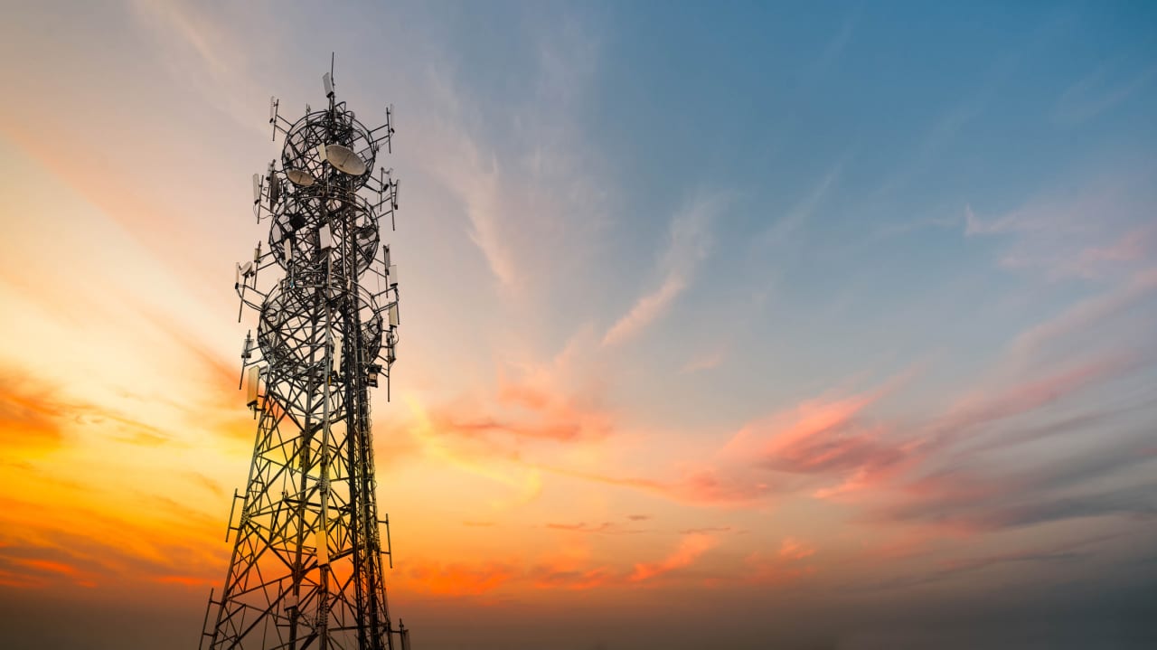 The mobile ambitions of SpaceX are hitting telecom stocks again. Here’s what the latest developments mean. — MarketWatch