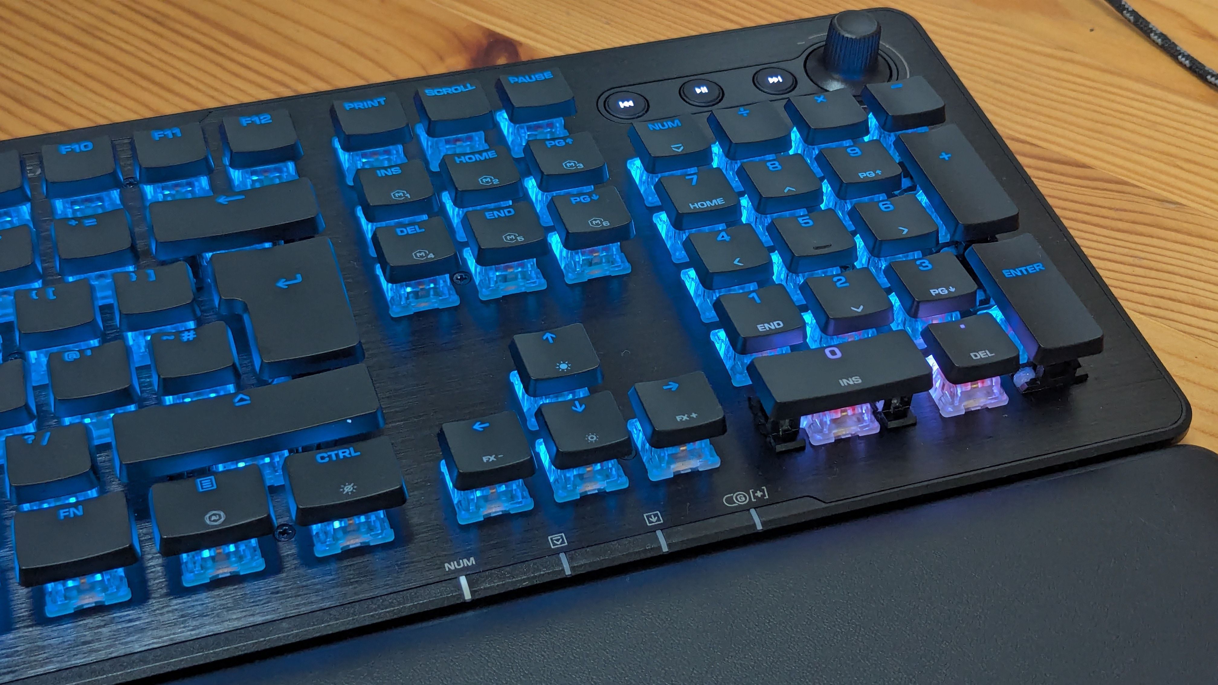 Turtle Beach Vulcan II XP Review: Clicky Compromise — Wired, Sydney Technology news